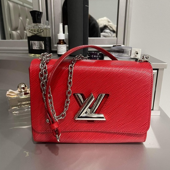 LV with box and recipe cards - Picture 2 of 3